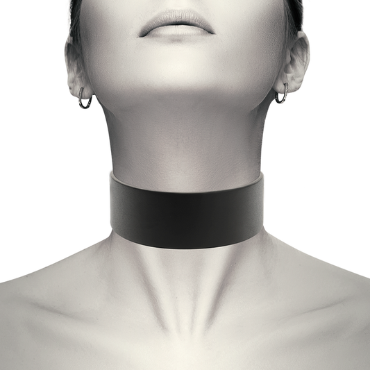 COQUETTE CHIC DESIRE - VEGANSKT LÄDERCHOKAR