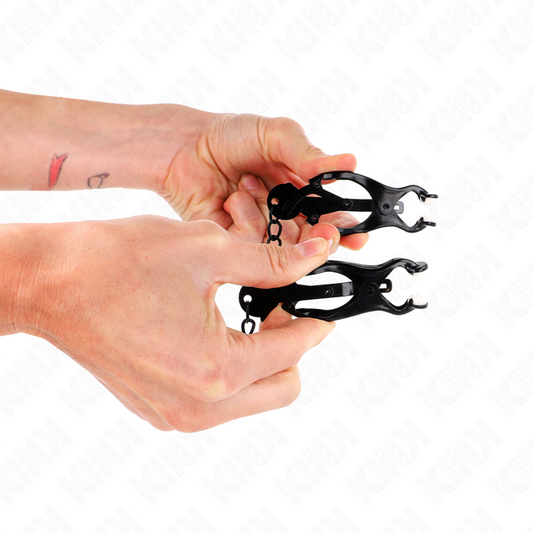 KINK - JAPANSK KLÖVER BRÖSTVÅRTKLÄMMA MED KEDJA SVART 30 CM