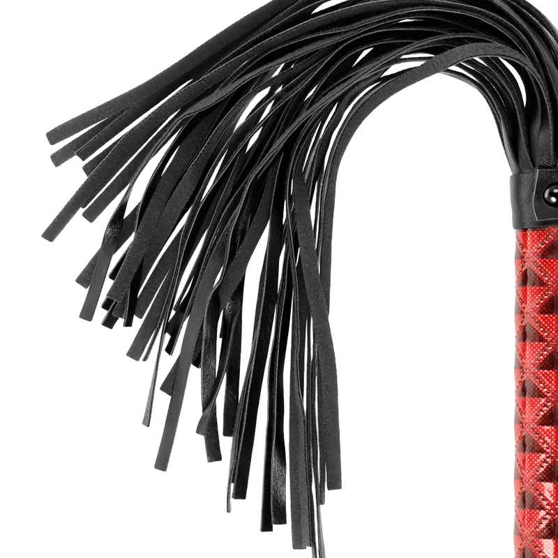 BEGME - RED EDITION VEGAN LEATHER FLOGGER - Kink&Play