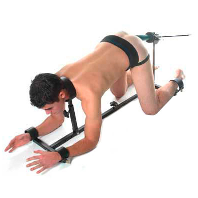 METALLHÅRD - FÄNGELSE BDSM MED PENETRATIONSTILLBEHÖR