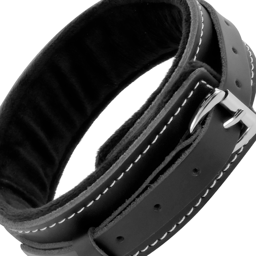 DARKNESS - HÖGKVALITATIVT LÄDERHALSBAND MED KOPPEL