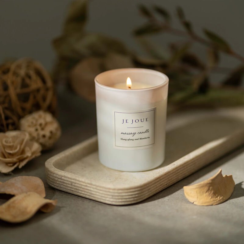 JE JOUE - LUXURY MASSAGE CANDLE - YLANG YLANG & MANDARIN - Kink&Play