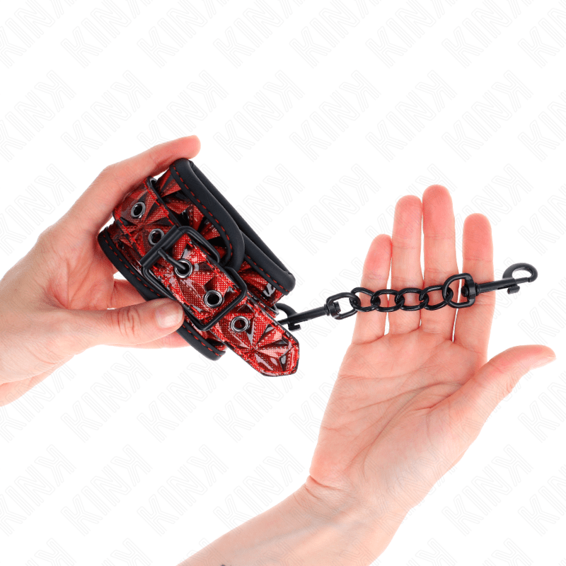 KINK - DIAMOND PATTERN WRIST RESTRAINTS DARK RED ADJUSTABLE 17 - 26 CM X 5.5 CM - Kink&Play
