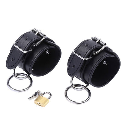OHMAMA FETISH - O - RING LOCKED WRIST RESTRAINTS - Kink&Play