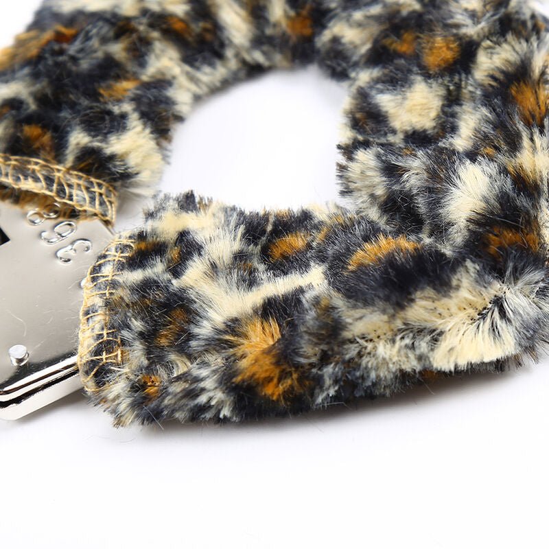 OHMAMA FETISH - VELVETEEN FURLINED METAL WRIST CUFFS - Kink&Play
