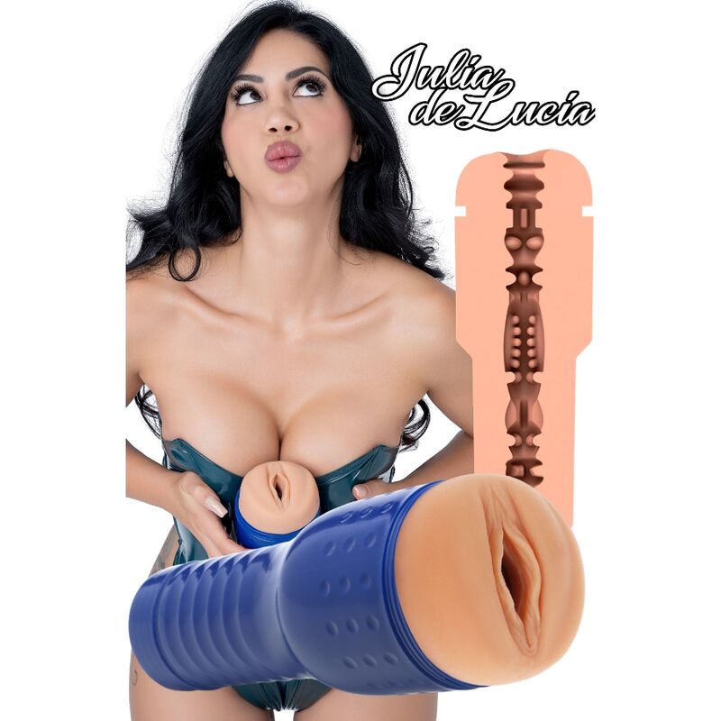 PRIVATE - JULIA DE LUCIA PORNSTAR PUSSY MASTURBATOR - Kink&Play
