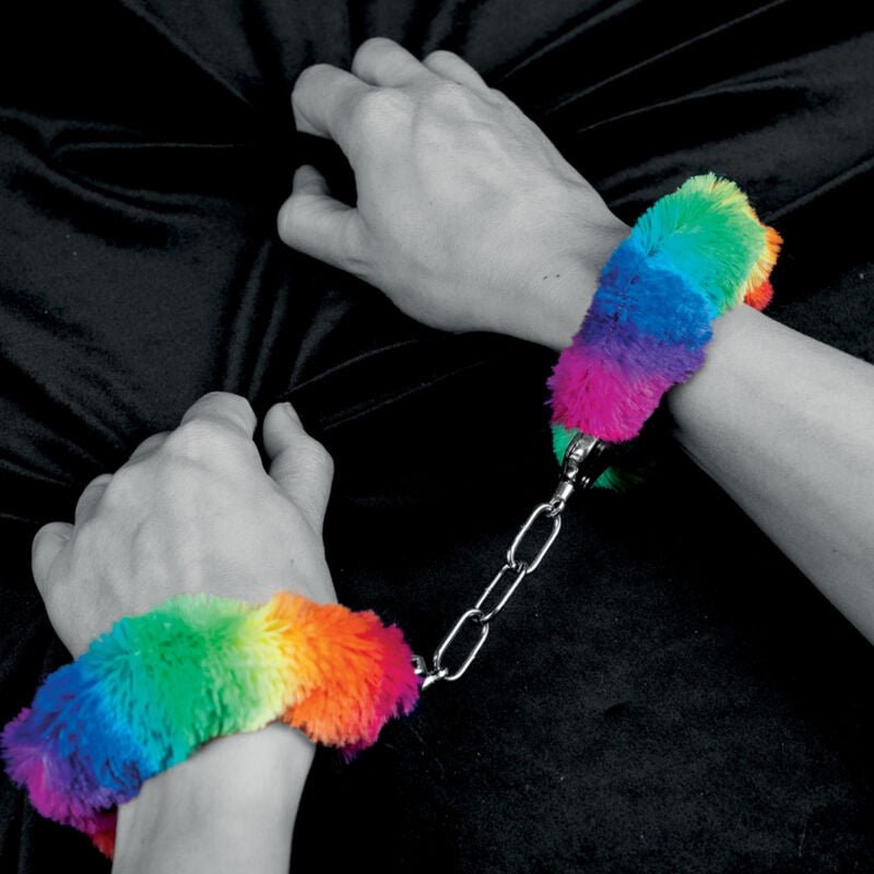 SPENCER & FLEETWOOD - RAINBOW LINED METAL HANDCUFFS - Kink&Play